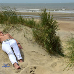 Pic #5 Tits In The Dunes - Topless Girls