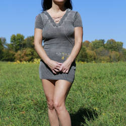 Pic #1 Thanksgiving Meadow - Brunette, Nature, Shaved