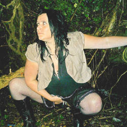 Pic #1 Charlotte Down Weston Woods - Lingerie, Nature