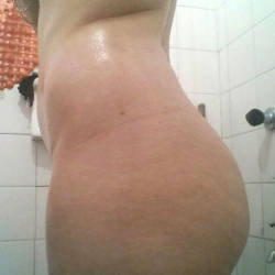 Pic #2 Latina Girl In Shower - Big Tits, Brunette