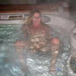 Pic #1 Hot Tub - Big Tits
