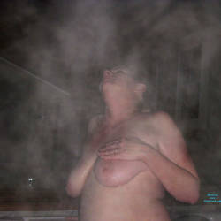 Pic #5 Hot Tub - Big Tits