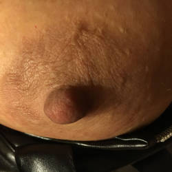 Pic #6 Leather - Big Tits