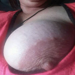 Pic #2 Swinging Free - Big Tits
