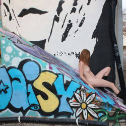 Pic #6 Graffiti Walls Downtown - Medium Tits