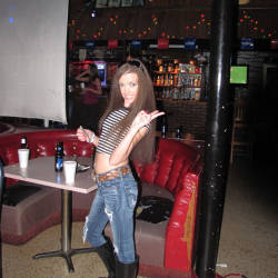 Pic #6 Derby Day - Brunette