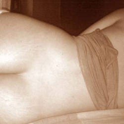 Pic #4 Home - Wife/wives