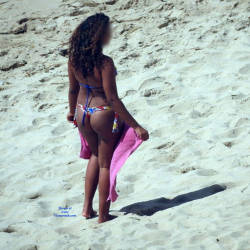 Pic #3 Pau Amarelo Beach - Bikini Voyeur, Beach Voyeur, Brunette
