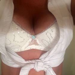 Pic #1 The Queen And Her Glory  - Big Tits