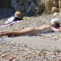 Pic #8 Blondie Sunbaths On Croatia