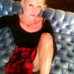 Pic #4 Random Requests - Blonde