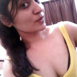 Pic #1 Selfie From Akshara (Indian In UAE) - Big Tits, Brunette