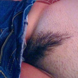 Pic #8 Mi Tetona Amiga - Big Tits, Bush Or Hairy