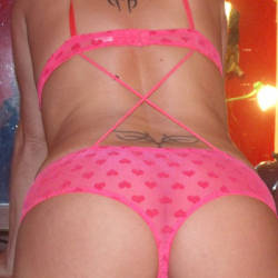 Pic #5 Wow - Brunette, Tattoos