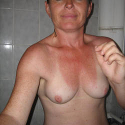 Pic #3 Bathroom - Big Tits, Brunette