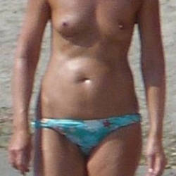 Pic #5 Ladies On The Beach - Beach Voyeur, Big Tits
