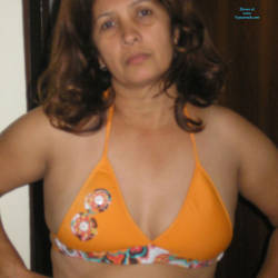 Pic #2 La Enfermera Loca VI - Brunette, Shaved