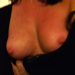 Sexy She - Amateur, Wife/Wives, Topless Girls, Medium Tits