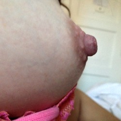 Medium tits of my room mate - Alisa