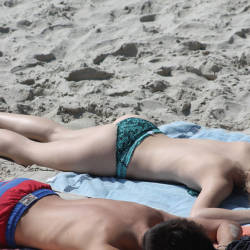 Pic #7 Beach Teens And Milfs - Topless Girls, Outdoors, Bikini Voyeur, Beach Voyeur