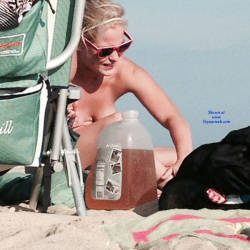 Pic #5 Blonde On The Beach In NJ - Nude Girls, Big Tits, Blonde, Outdoors, Beach Voyeur
