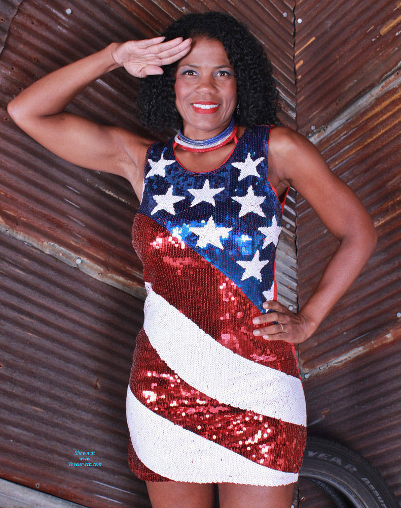 Pic #1Raven Swallowz July 4th Strip Tease - Nude Girls, Big Tits, Brunette, Ebony, Striptease