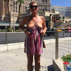 Vegas Trip - Public Exhibitionist, Flashing, Outdoors, Public Place, Wife/Wives, Amateur