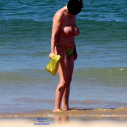 Pic #5 Several Girls At The Beach - Topless Girls, Beach, Big Tits, Outdoors, Beach Voyeur