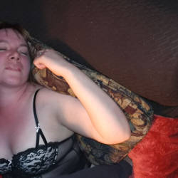 Pic #4 Having A Friend Over - Amateur