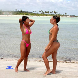 Pic #4 Brasileiras Exibidas Com Seus Bikini - Parte 2 - Beach, Outdoors, Bikini Voyeur, Beach Voyeur