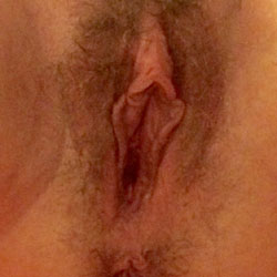 Wife Wet Pussie - Wife/Wives, Bush Or Hairy, Pussy, Amateur