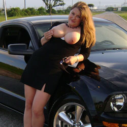 High Heels - Big Tits, High Heels Amateurs, Outdoors, Wife/Wives
