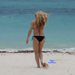 Pic #3 Beach Butts - Beach, Outdoors, Bikini Voyeur, Beach Voyeur