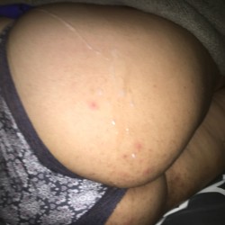 A neighbor's ass - Poncina 