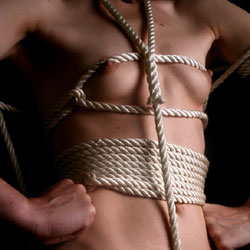 Holding The Ropes - Nude Girls, Bush Or Hairy, Amateur, 