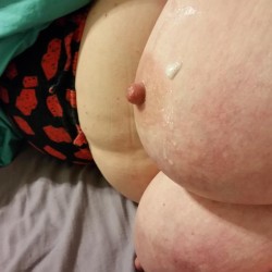 Very large tits of my wife - Gail  part 2
