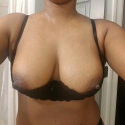 Medium tits of my girlfriend - CeCee