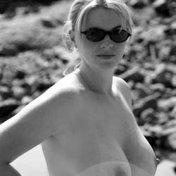 Pic #4 Model - Nude Girls, Beach, Big Tits, Outdoors, Amateur