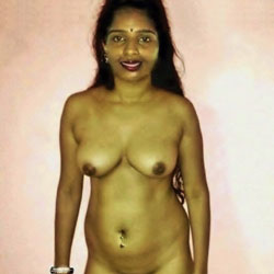 Nude - Nude Girls, Big Tits, Brunette, Shaved, , Amateur