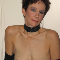 My medium tits - Victoria Collared!