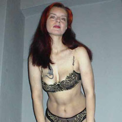 Pic #2 Sandra - Lingerie, Mature, Shaved, Amateur