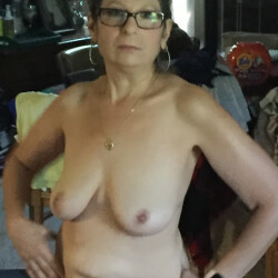 Medium tits of my girlfriend - Felice