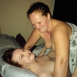 My medium tits - Jolie 