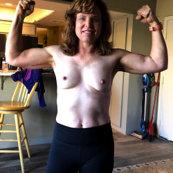 Small tits of my girlfriend - Everyday Mom and the gun show