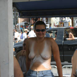 Pic #6 Things We Have Seen 2 - Topless Girls, Big Tits, Brunette, Outdoors, Public Place