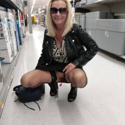 Pic #4 Shopping - Pantieless Girls, Big Tits, Blonde, Public Exhibitionist, Flashing, Public Place, Amateur