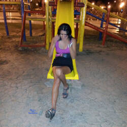 Pic #1 Parque Plaza Del Ganadero - Nude Girls, Brunette, Public Exhibitionist, Outdoors, Small Tits, Shaved, Amateur