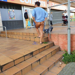Pic #1Al Mare - Pantieless Girls, Brunette, Public Exhibitionist, Flashing, Outdoors, Public Place, Amateur