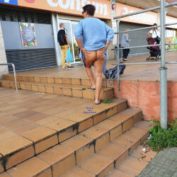 Pic #1Al Mare - Pantieless Girls, Brunette, Public Exhibitionist, Flashing, Outdoors, Public Place, Amateur