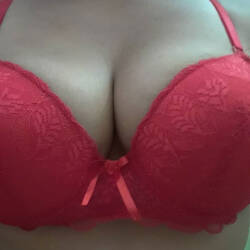 Pic #4 Place The Title - Big Tits, Mature, Amateur